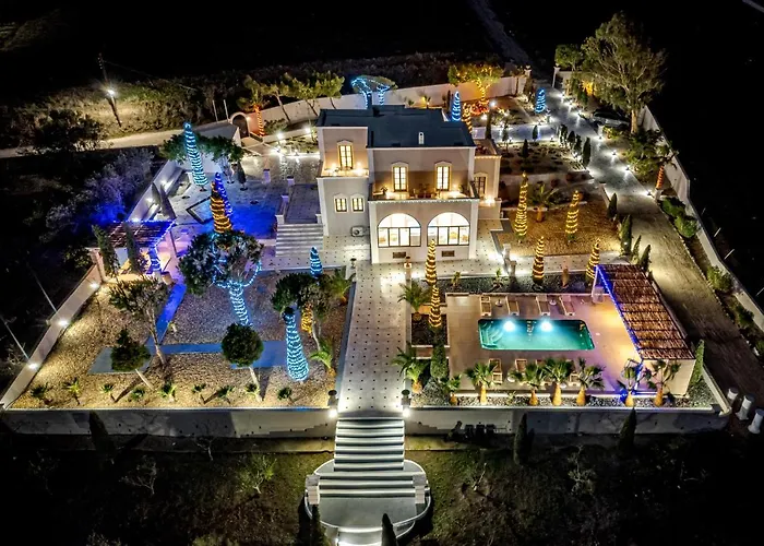 Villa Leon (Adults Only)